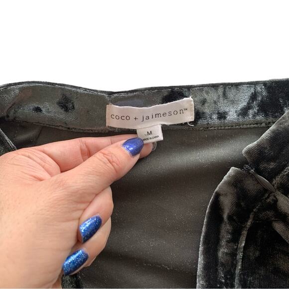 Coco + Jaimeson Silver Gray Crushed Velvet Flounce Mini Skirt Medium - Picture 4 of 10